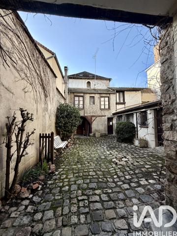 Immeuble à vendre 350 m² Sens