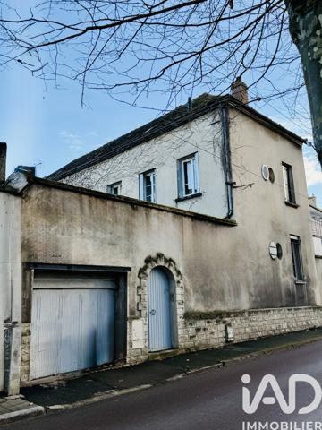 Immeuble à vendre 350 m² Sens