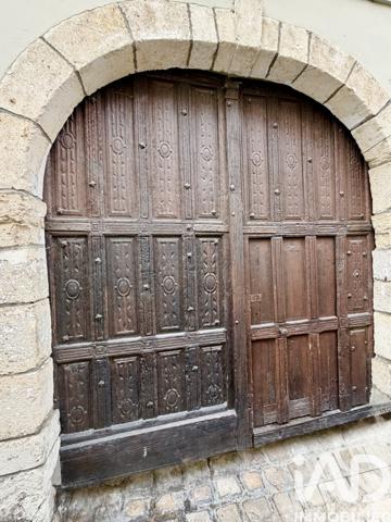 Immeuble à vendre 350 m² Sens