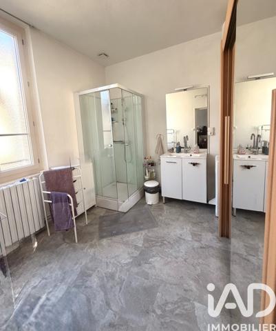 Immeuble à vendre 350 m² Sens