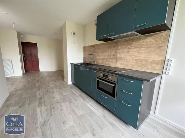 Appartement à louer 4 pièces 80.64m² Saint-Pierre-des-Corps (37700)