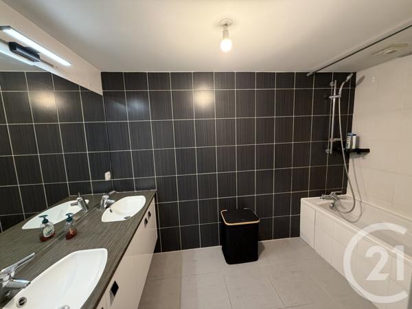 Appartement F3 à vendre  3 pièces - 67 m2 CHAMPAGNE AU MONT D OR - 69