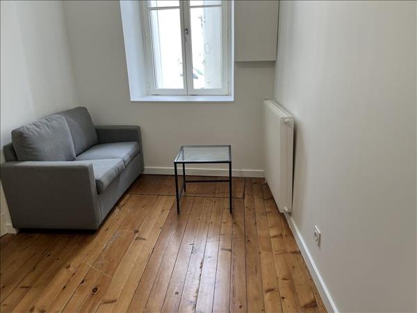 Appartement à louer 497 € CC LORMONT 1 pièce 16 m² DPE C