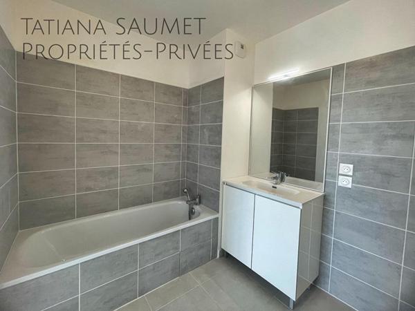 LUMINEUX T3 AVEC TERRASSE