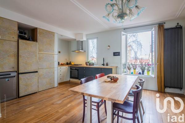 Appartement 4 pièces de 85 m² à Montrouge (92120)
