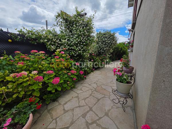 Vente
                Maison118 m² - 5 Pièces -
                    SENS (89100)