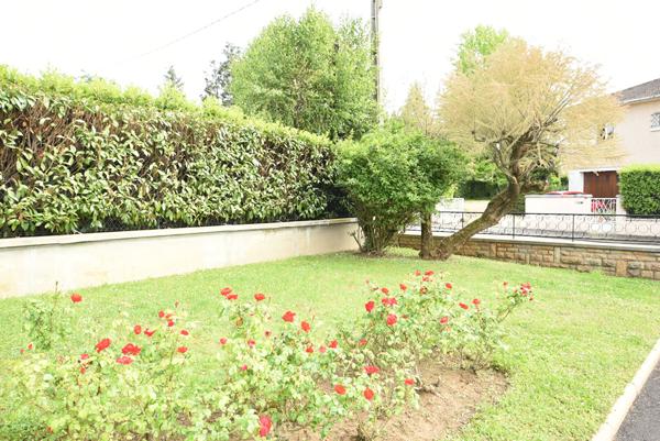 BELLE MAISON RÉNOVÉE ? 250 M² ? 6 CHAMBRES - CHARNAY LES MÂCON