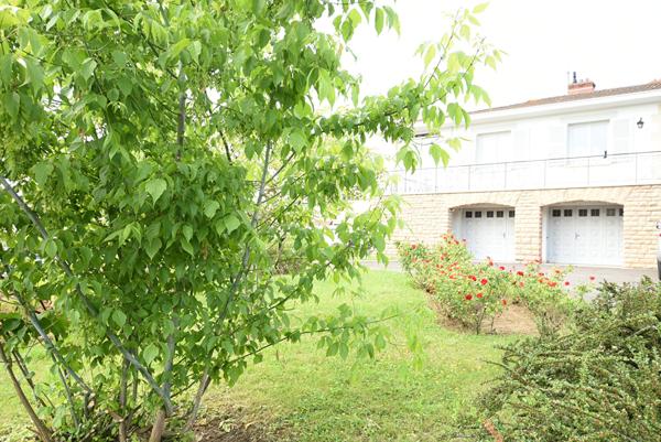 BELLE MAISON RÉNOVÉE ? 250 M² ? 6 CHAMBRES - CHARNAY LES MÂCON