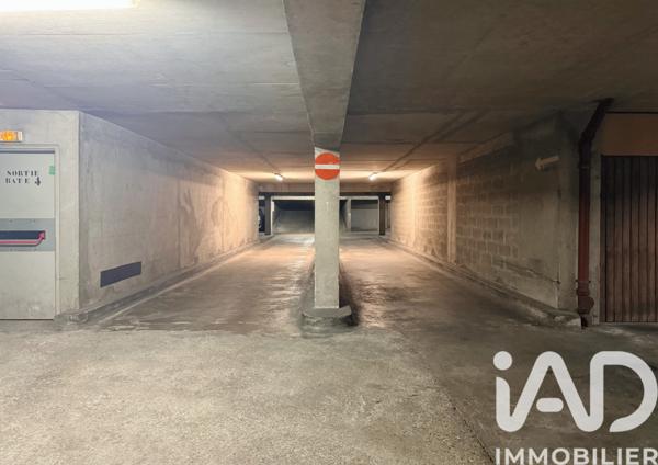 Parking à vendre 26 m² Paris 11
