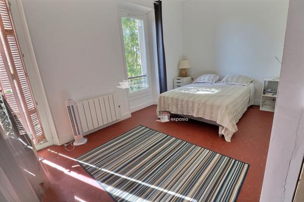 LOCATION APPARTEMENT T5 DE 126 M2 AVEC PISCINE 13012 VILLAGE DE SAINT BARNABE