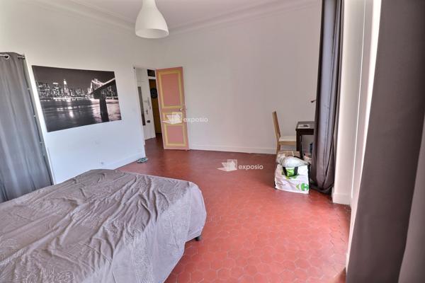 LOCATION APPARTEMENT T5 DE 126 M2 AVEC PISCINE 13012 VILLAGE DE SAINT BARNABE