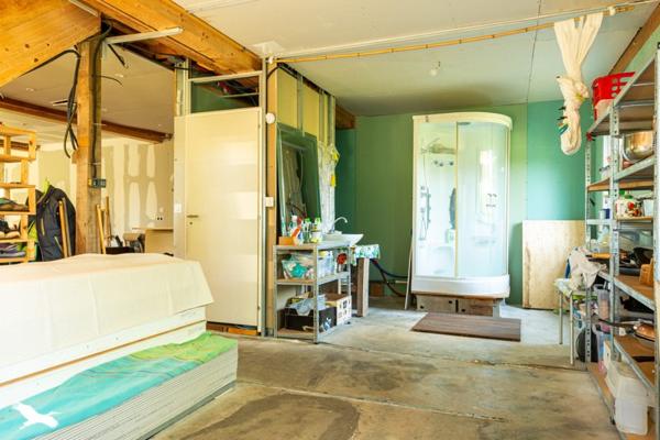 Maison à vendre 260 190 € Saint-Yrieix-la-Perche 4 p 175 m² DPE D