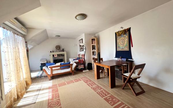 Appartement à vendre    4 pièces • 71,41 m2 Massy