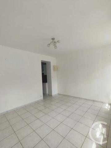 Immeuble à vendre  100 m 2   BERNAY  - 27