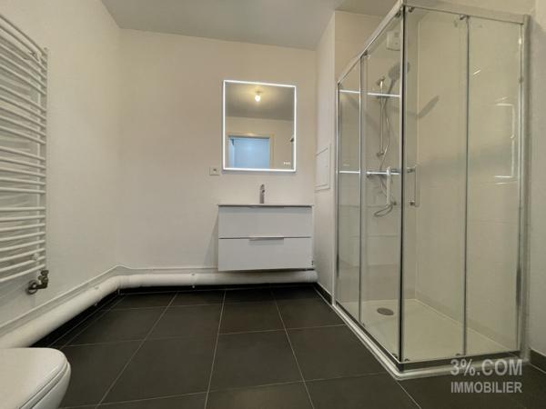 3%.COM - En Exclusivité à STRASBOURG Meinau, studio de 27m² en rez-de-jardin, 1 parking Strasbourg (67100)