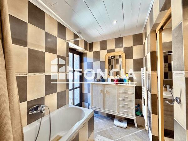 À vendre Maison 4 pièces 93.64 m² - Cogolin 83310