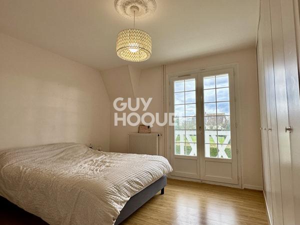 MAISON À VENDRE DE 7 PIÈCES DE 235,00 M²