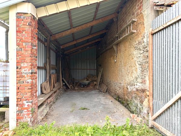 Maison en pierre de 111 m² avec garage, dépendance et terrain de 1 374 m² – Fort potentiel MOON SUR ELLE (50)
