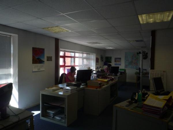 BUREAUX ET STOCKAGE A LOUER A BREST