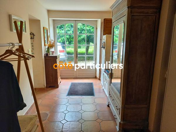 Vente Maison384 m² - 8 Pièces - MONTBARTIER (82700)