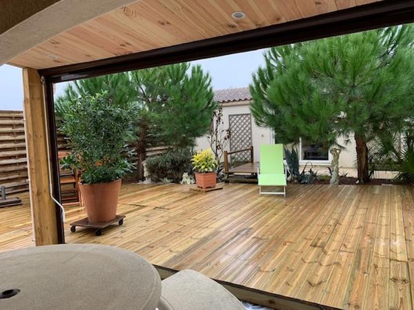 ILE D'OLERON (17), A Vendre demeure-piscine 186m² plain-pied sur terrain 862m², 9 pièces dont 4 chambres et 1 garage