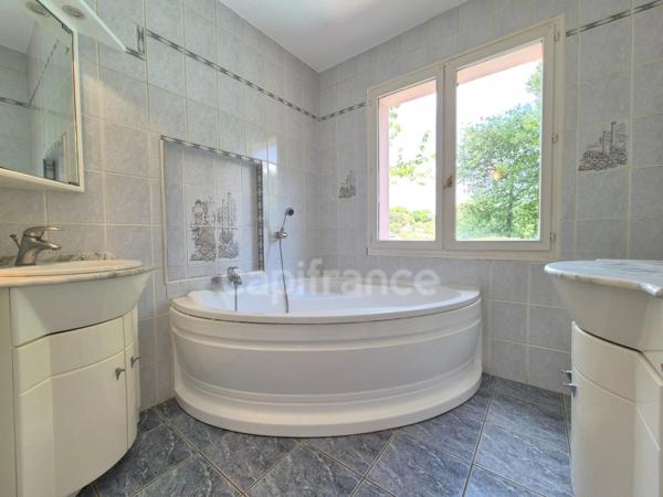 Maison à vendre 5 pièces MESCHERS SUR GIRONDE (17)