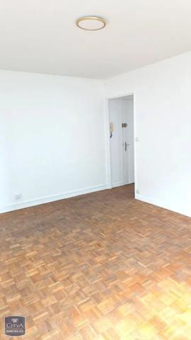Appartement à louer 2 pièces 41.12m² Clichy (92110)