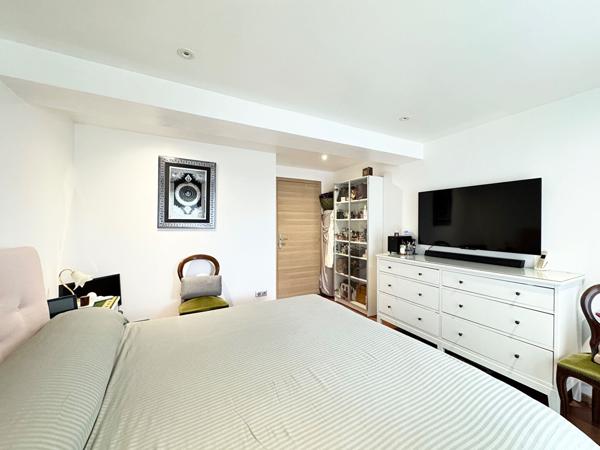 VILLENAVE D'ORNON - SAINT BRIS - Maison  100m2 -  Plain pied  -  3 chambres - Garage