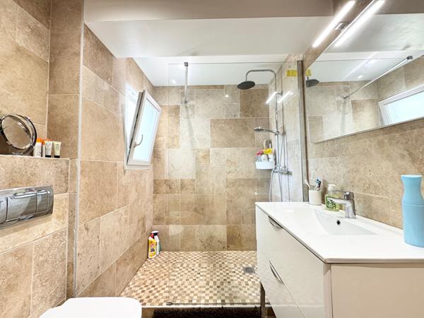 VILLENAVE D'ORNON - SAINT BRIS - Maison  100m2 -  Plain pied  -  3 chambres - Garage