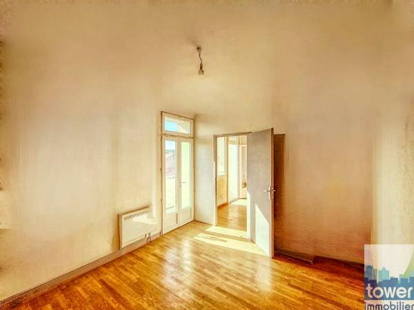 Appartement T3 58 m2 Centre ville calme 3ieme étage 47500 MONSEMPRON LIBOS