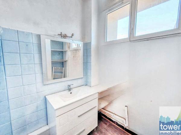 Appartement T3 58 m2 Centre ville calme 3ieme étage 47500 MONSEMPRON LIBOS