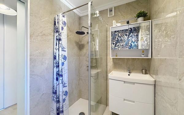 Appartement à vendre    3 pièces • 55,58 m2 Nice