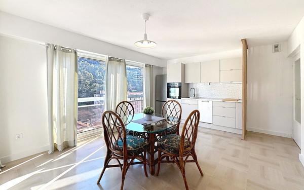 Appartement à vendre    3 pièces • 55,58 m2 Nice