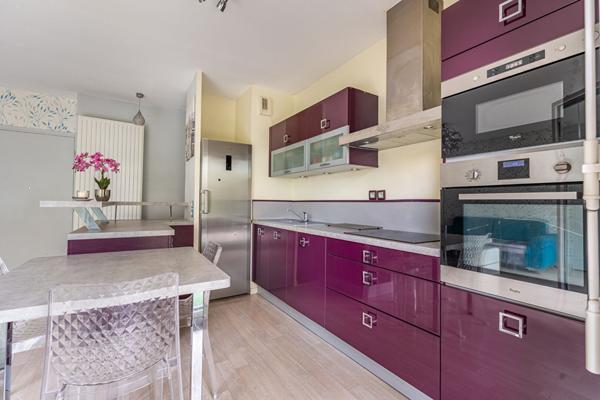 F4 avec grande terrasse