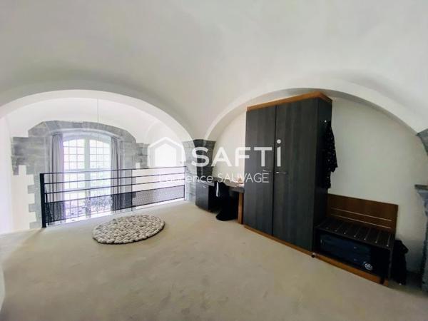 Loft de caractère au Royal Hainaut - hauteur Cathédrale