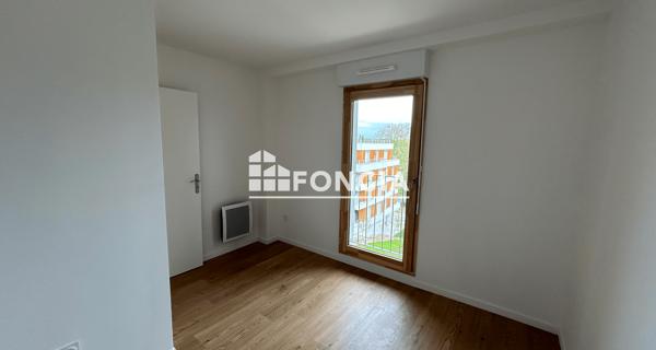Location Appartement 4 pièces 76.76 m² - Torcy 77200