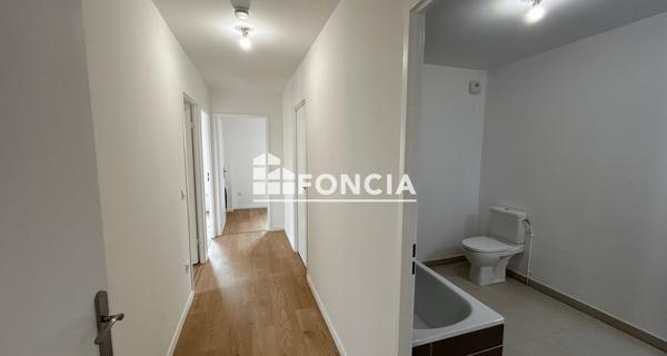 Location Appartement 4 pièces 76.76 m² - Torcy 77200
