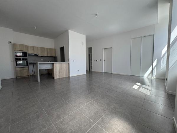 Hyper-centre Appartement 70m² 2 chambres rez-de-chaussée