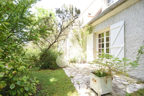 Maison 8 pièces 168 m2