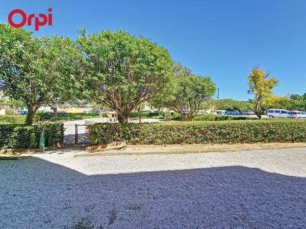 Appartement à vendre    2 pièces • 35 m2 La Seyne-sur-Mer