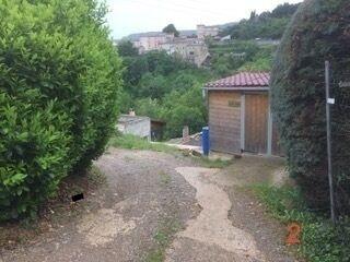 Privas-(07000)-Terrain à bâtir viabilisé de 2134 m2