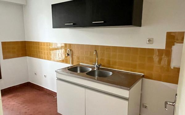 Appartement à louer    1 pièce •  Versailles