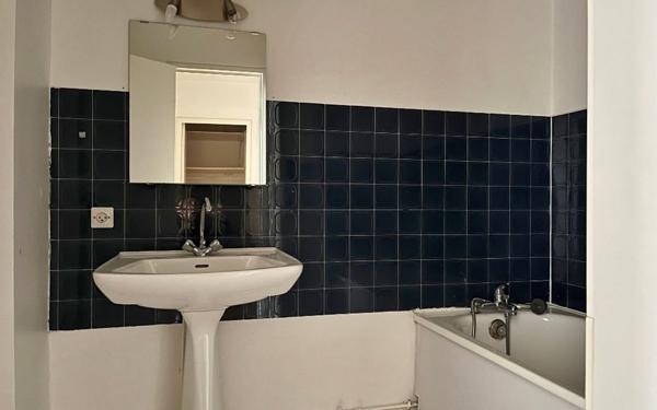 Appartement à louer    1 pièce •  Versailles