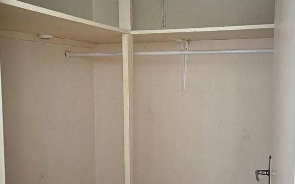 Appartement à louer    1 pièce •  Versailles