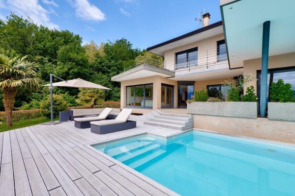 Vente Maison de luxe Annecy 6 Pièces 220 m²
