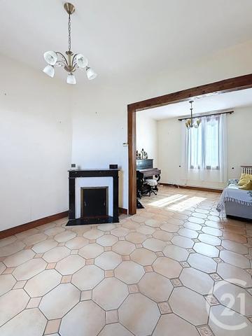 Maison à vendre  3 pièces - 75,60 m 2   COMPIEGNE  - 60