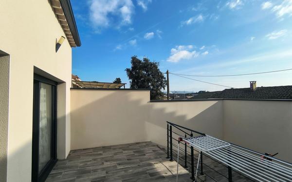 Maison à vendre    4 pièces •  Sorgues