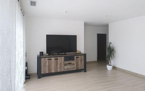 Maison à vendre    4 pièces •  Sorgues