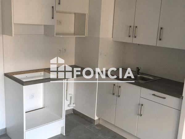 Location Appartement 2 pièces 51.19 m² - ANGLE J.MAILLOTTE / GENERAL DE GAULLE La Madeleine 59110