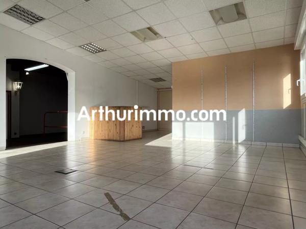 Vente Local commercial 3 pièces 261 m2 à Mauléon